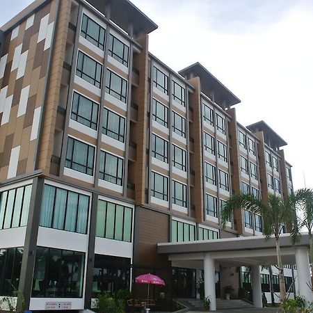 Hotel S Tara Grand Surat Thani Exterior foto