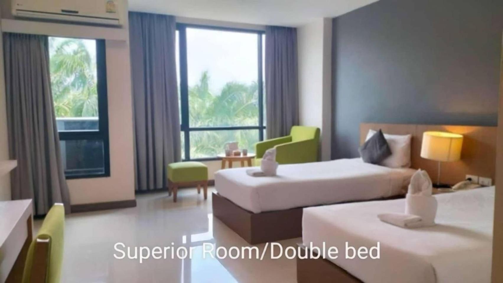 Hotel S Tara Grand Surat Thani Exterior foto